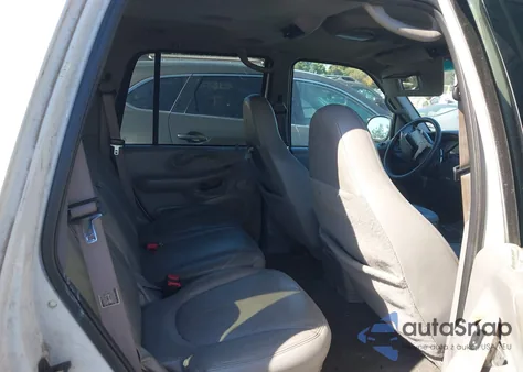 2000 Ford Expedition Xlt из США, поврежденный, VIN 1FMRU1563YLC44164